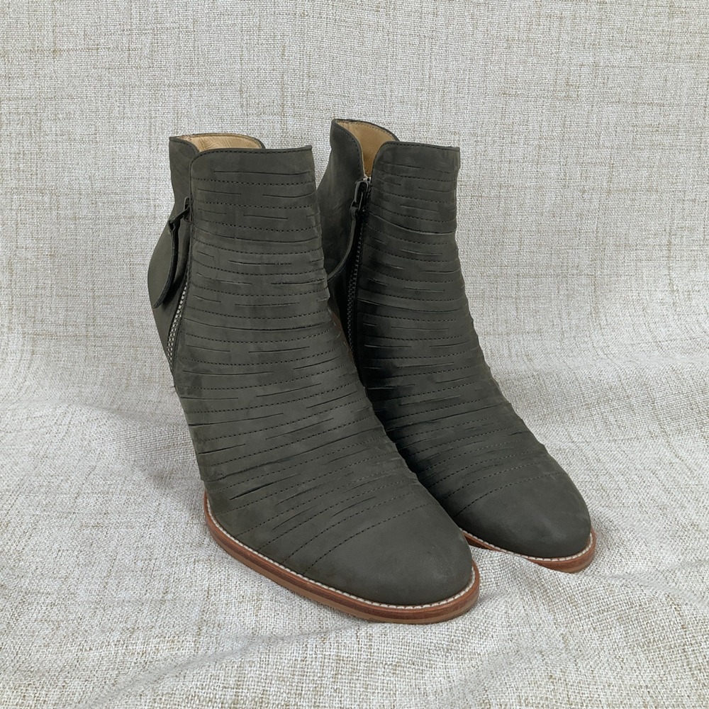 Paul Green Ankle‎ Boots Women 6.5 US 9 Olive Nubuck Leather Laser Cut Block Heel